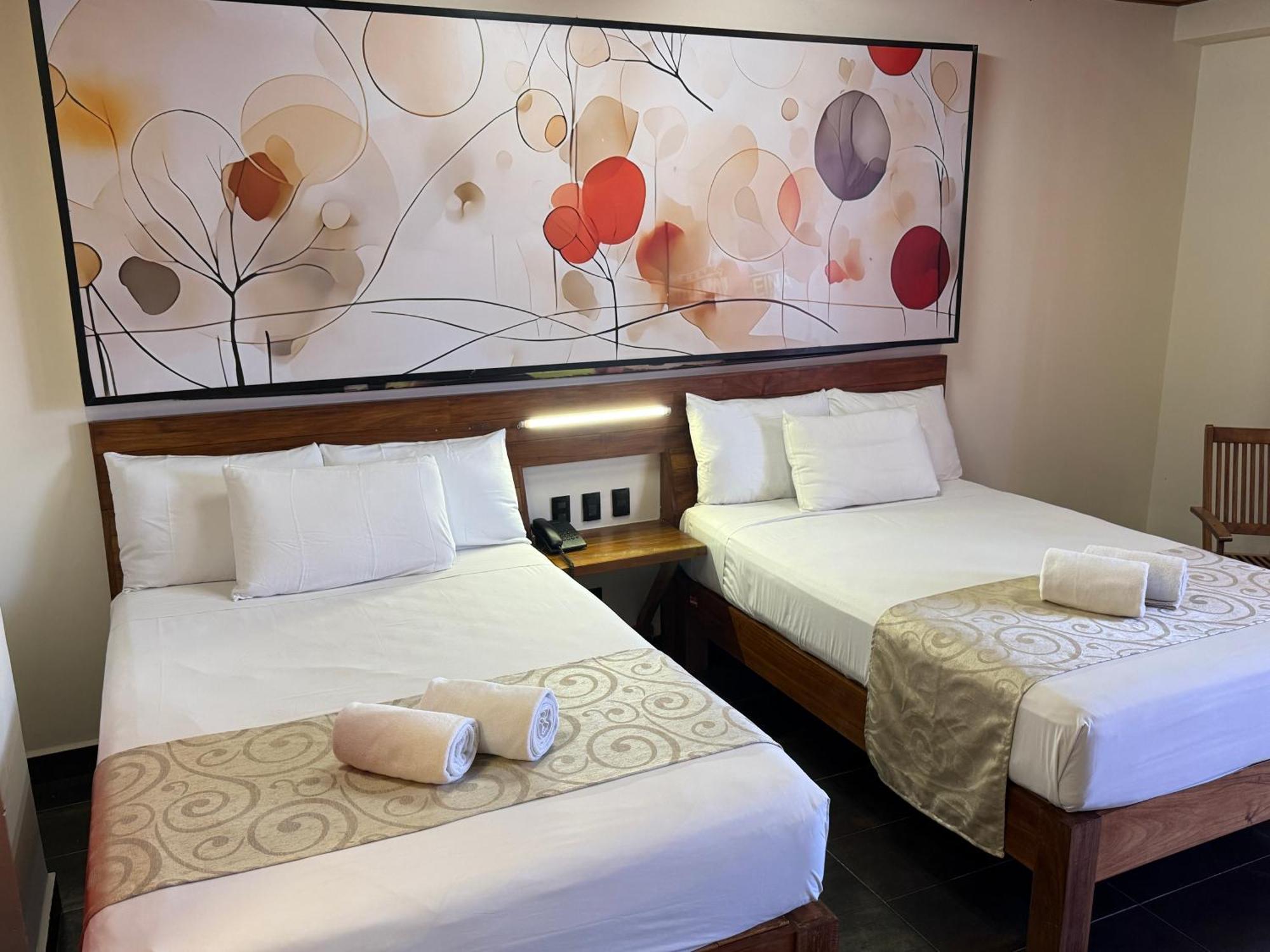 Hotel Kavia 5Th Avenida (Adults Only) Playa del Carmen Exterior photo